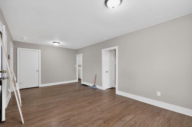 2520 Atwood Terrace, Columbus, OH 43211
