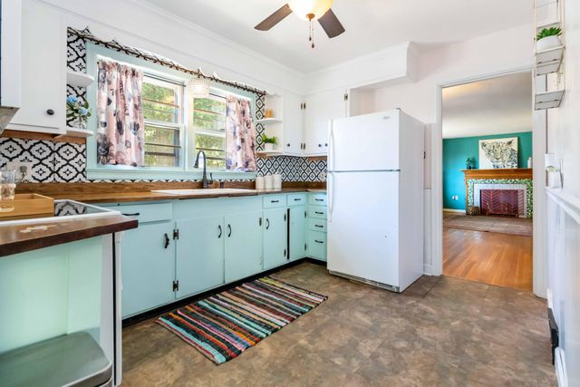 211 S Jarvis Avenue, Somerset, KY 42501