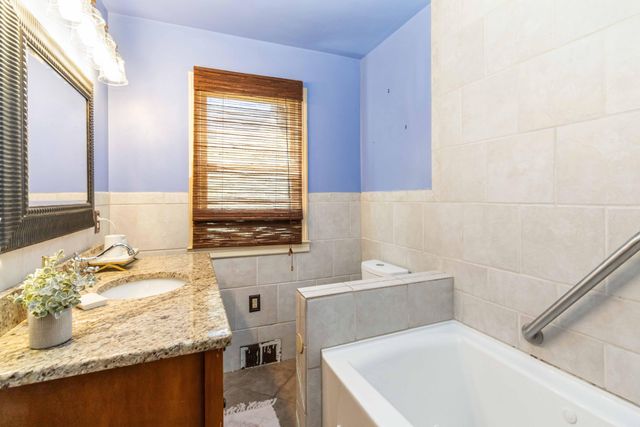 211 S Jarvis Avenue, Somerset, KY 42501