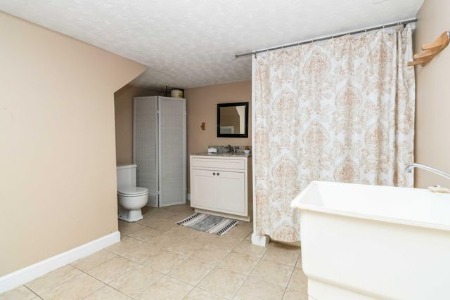 211 S Jarvis Avenue, Somerset, KY 42501