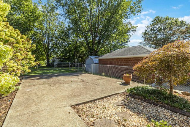 211 S Jarvis Avenue, Somerset, KY 42501