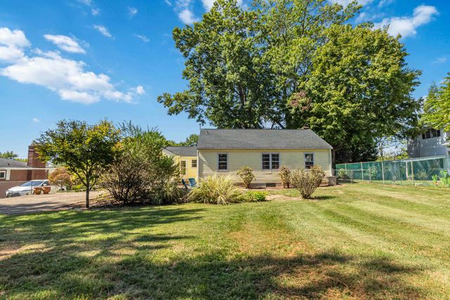 211 S Jarvis Avenue, Somerset, KY 42501