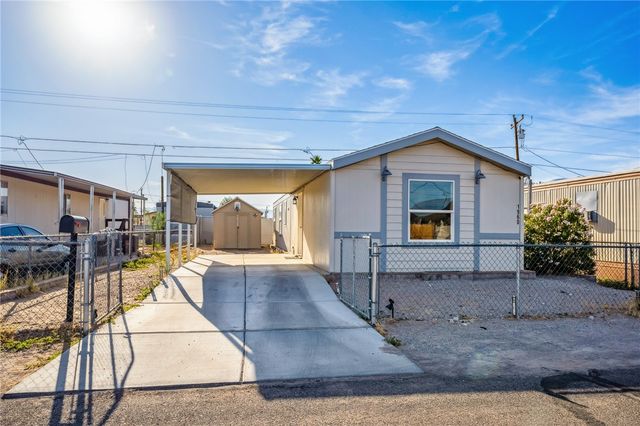 1960 Granada Drive, Bullhead City, AZ 86442