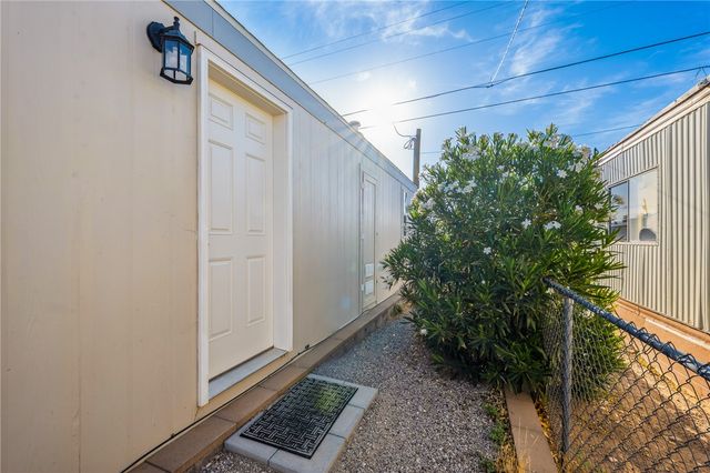 1960 Granada Drive, Bullhead City, AZ 86442