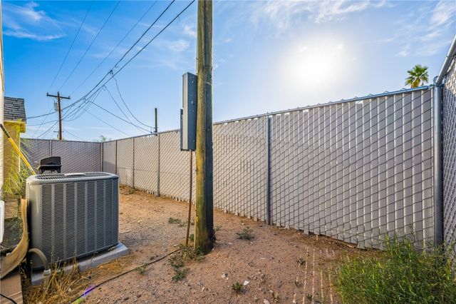 1960 Granada Drive, Bullhead City, AZ 86442