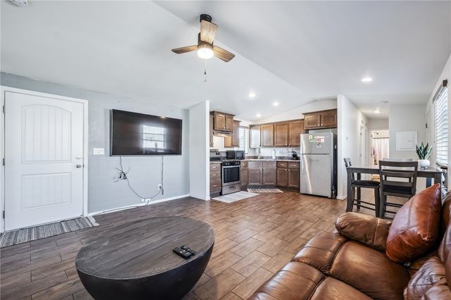 1960 Granada Drive, Bullhead City, AZ 86442