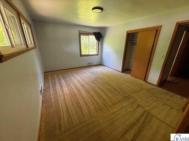 723 Valley View Road, St. Peter, MN 56082
