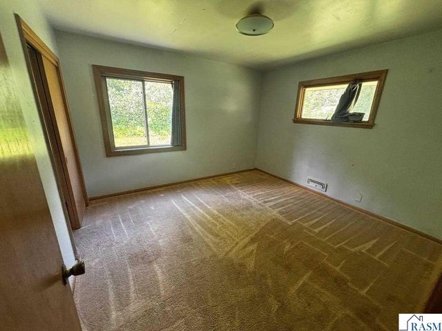 723 Valley View Road, St. Peter, MN 56082