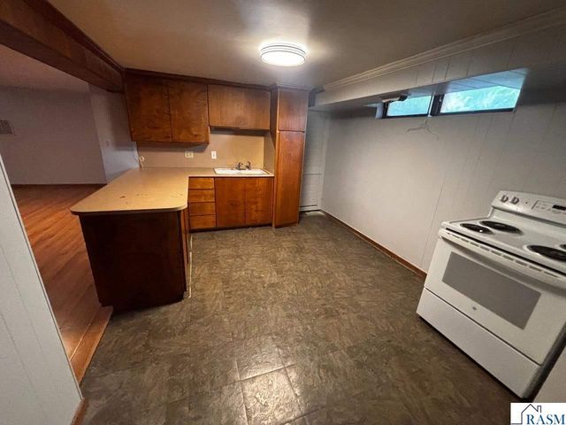 723 Valley View Road, St. Peter, MN 56082