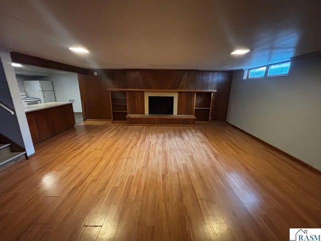 723 Valley View Road, St. Peter, MN 56082
