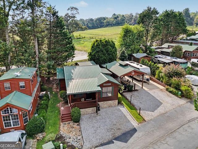 232 River Vista Drive, Dillard, GA 30537