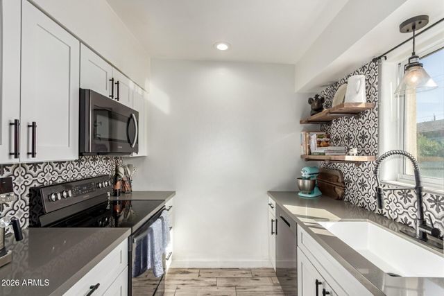 4615 N 22ND Street 204, Phoenix, AZ 85016