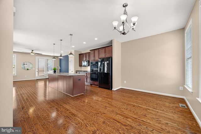 142 SEQUOIA DR, Winchester, VA 22602