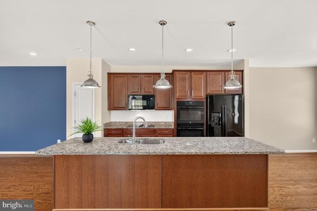 142 SEQUOIA DR, Winchester, VA 22602