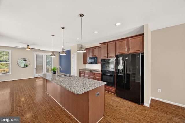 142 SEQUOIA DR, Winchester, VA 22602