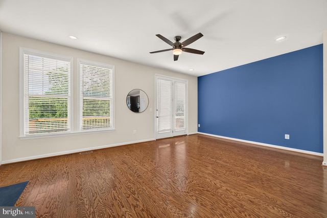 142 SEQUOIA DR, Winchester, VA 22602