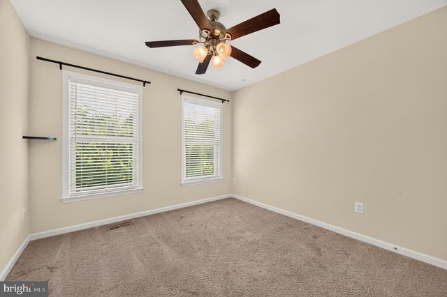 142 SEQUOIA DR, Winchester, VA 22602