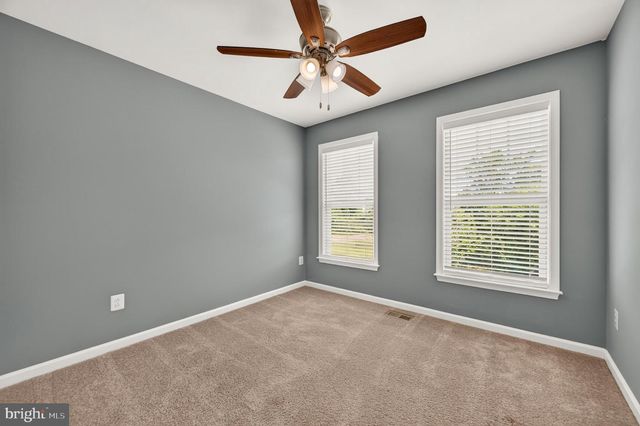 142 SEQUOIA DR, Winchester, VA 22602