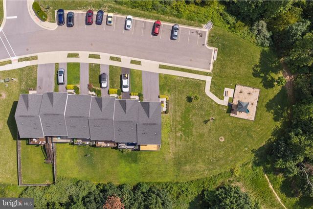 142 SEQUOIA DR, Winchester, VA 22602