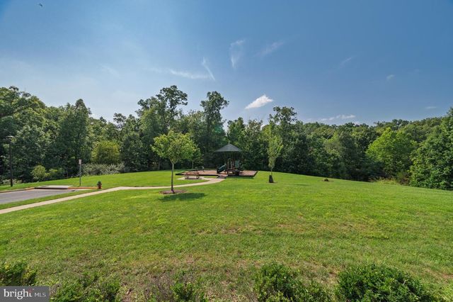 142 SEQUOIA DR, Winchester, VA 22602
