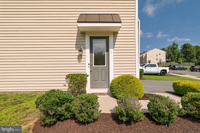 142 SEQUOIA DR, Winchester, VA 22602