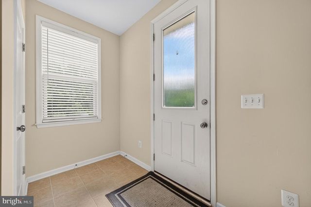 142 SEQUOIA DR, Winchester, VA 22602