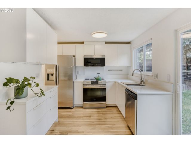 5965 Nw 213TH Pl, Portland, OR 97229