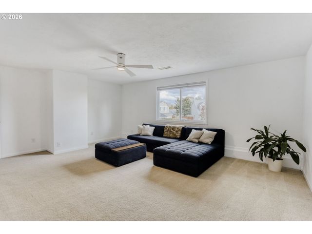 5965 Nw 213TH Pl, Portland, OR 97229