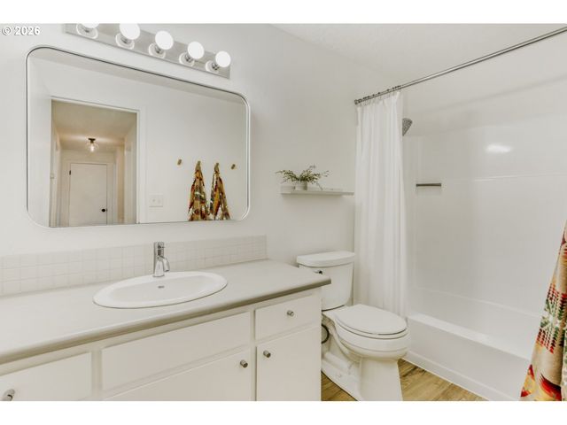 5965 Nw 213TH Pl, Portland, OR 97229