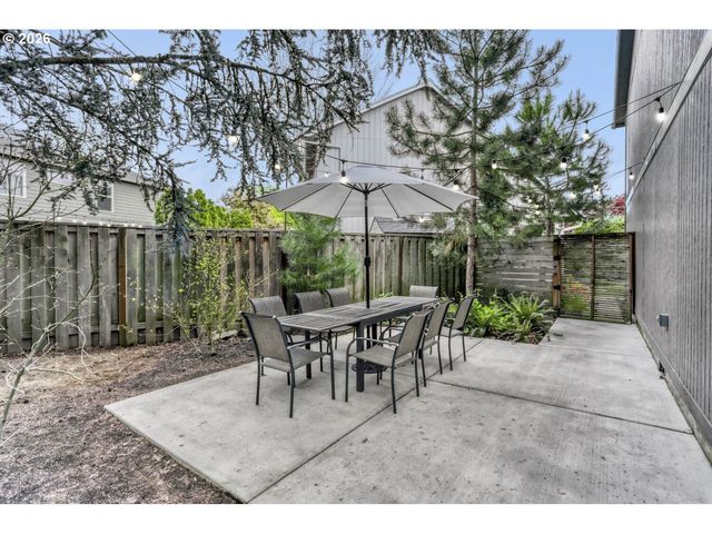 5965 Nw 213TH Pl, Portland, OR 97229