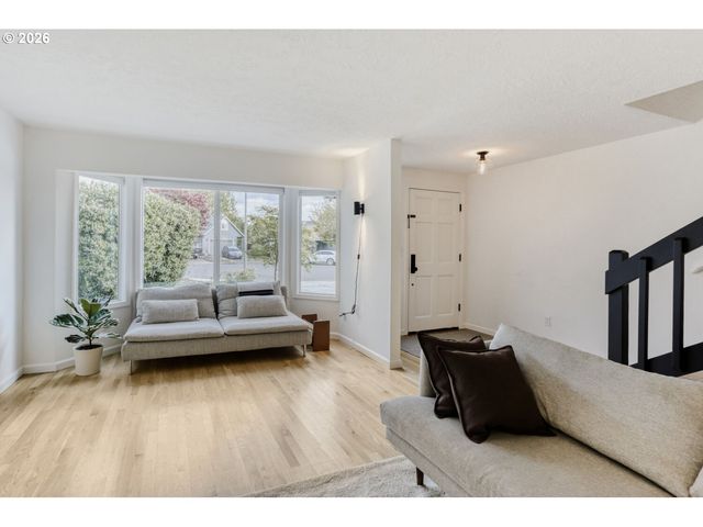 5965 Nw 213TH Pl, Portland, OR 97229