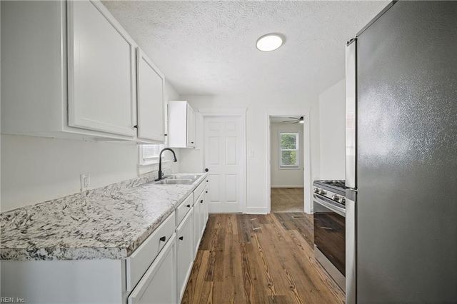 3713 Chestnut AVE, Newport News, VA 23607