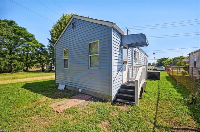 3713 Chestnut AVE, Newport News, VA 23607