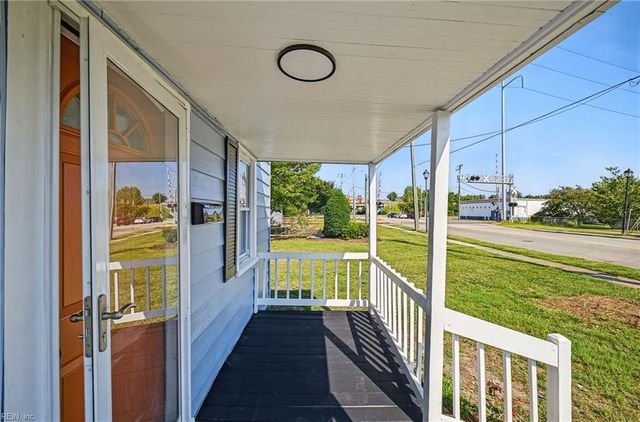 3713 Chestnut AVE, Newport News, VA 23607