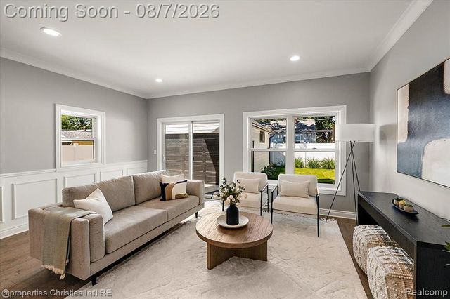 1929 Brookwood Avenue, Royal Oak, MI 48073