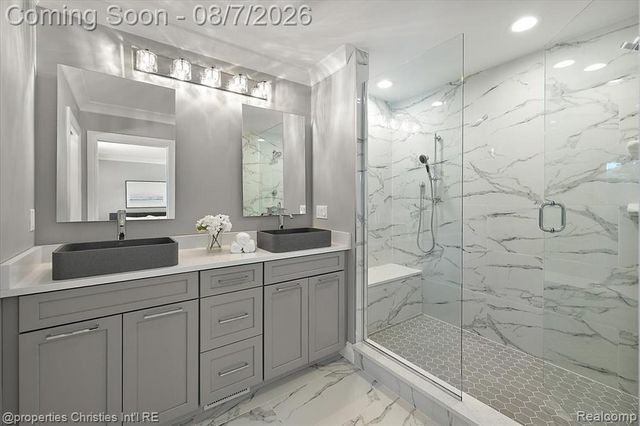 1929 Brookwood Avenue, Royal Oak, MI 48073