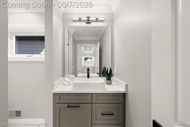 1929 Brookwood Avenue, Royal Oak, MI 48073