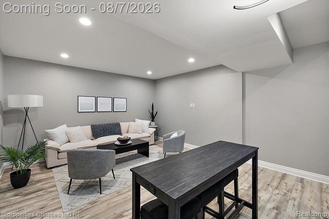 1929 Brookwood Avenue, Royal Oak, MI 48073