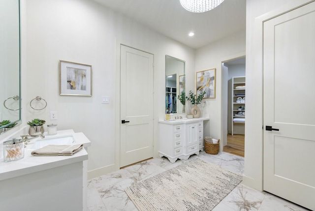 1003 Wakefield Drive, Houston, TX 77018