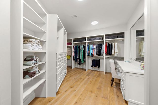 1003 Wakefield Drive, Houston, TX 77018