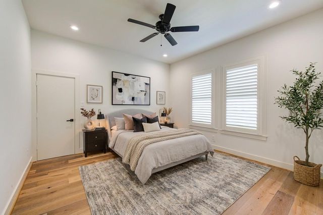 1003 Wakefield Drive, Houston, TX 77018