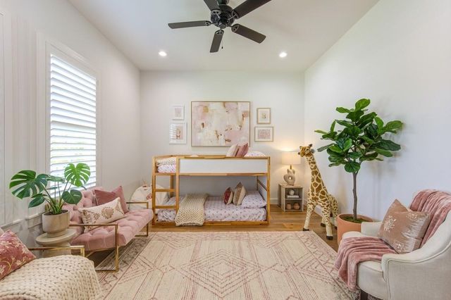 1003 Wakefield Drive, Houston, TX 77018