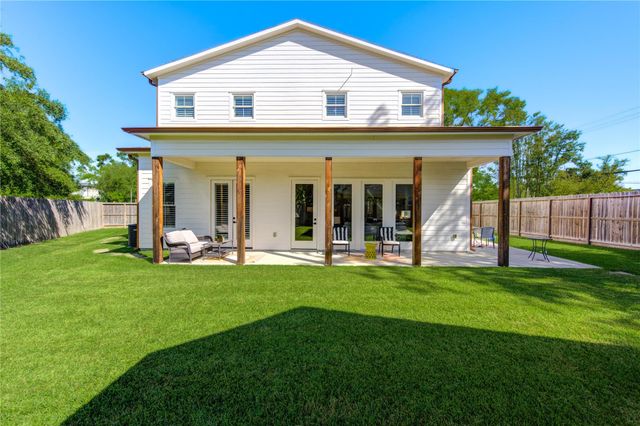 1003 Wakefield Drive, Houston, TX 77018