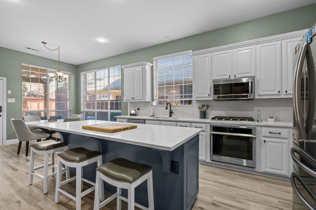 8821 Weston Lane, Lantana, TX 76226