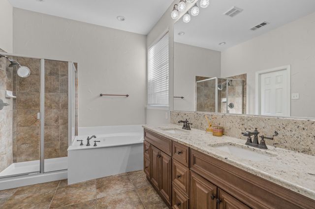 8821 Weston Lane, Lantana, TX 76226