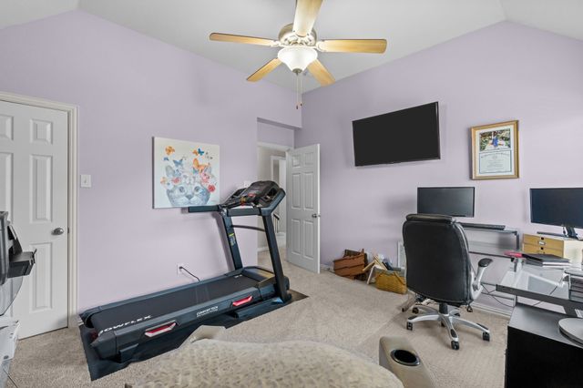 8821 Weston Lane, Lantana, TX 76226