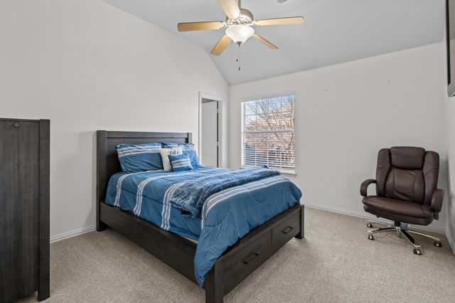 8821 Weston Lane, Lantana, TX 76226