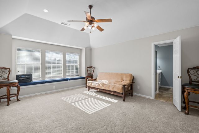 8821 Weston Lane, Lantana, TX 76226