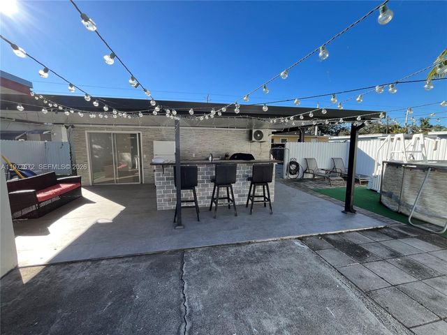 5803 Buchanan St 0, Hollywood, FL 33021