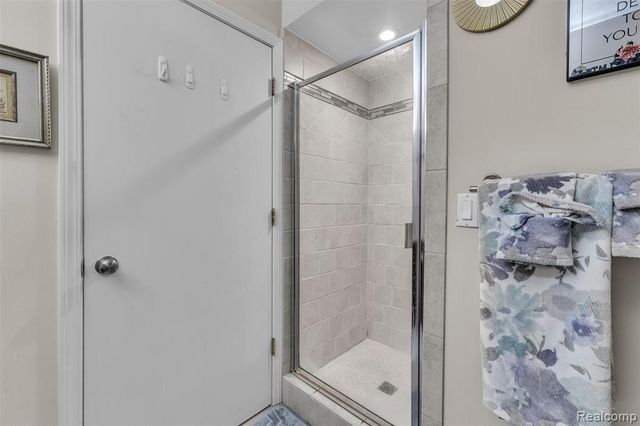 29104 Philadelphia Drive 13, New Baltimore, MI 48051
